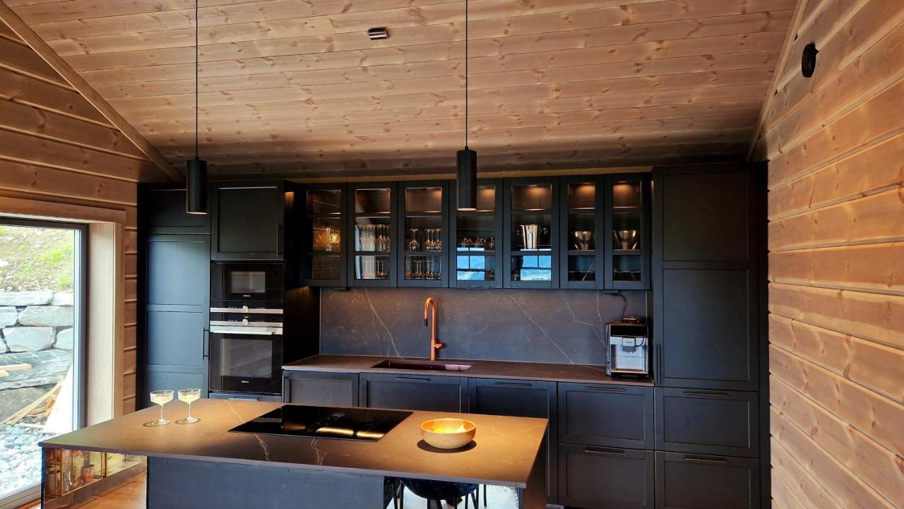 Mlodge - The Mountain Lodge Sogndal Exterior foto